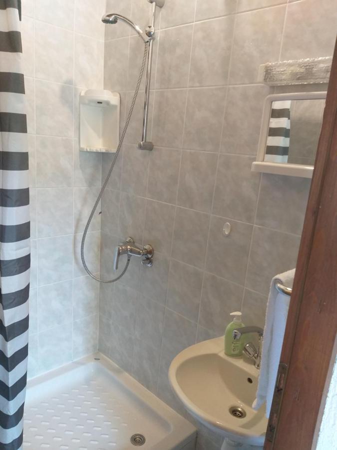 Direkt Na Moru - Bungalov Apartment Sibenik Bagian luar foto