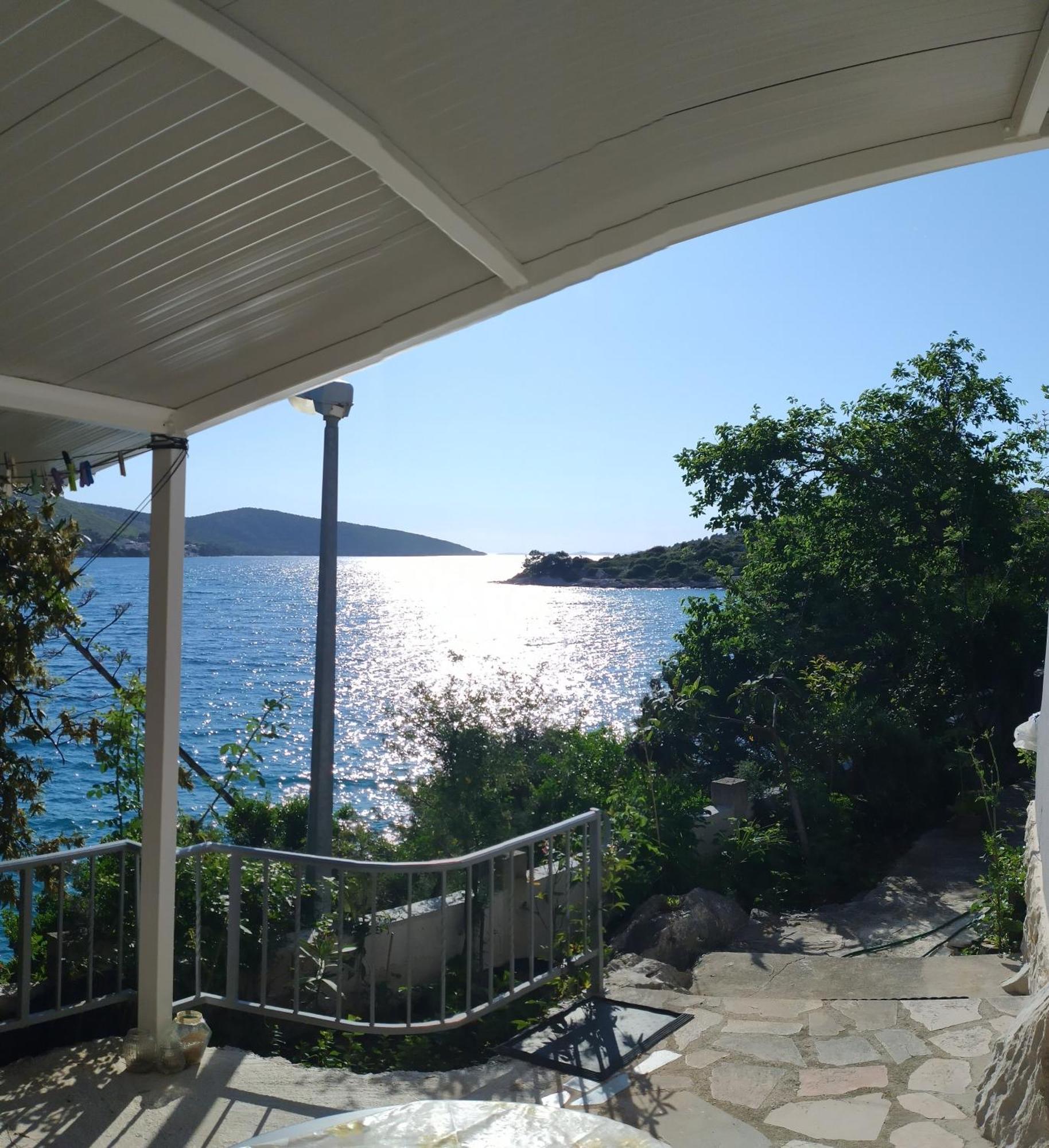 Direkt Na Moru - Bungalov Apartment Sibenik Bagian luar foto